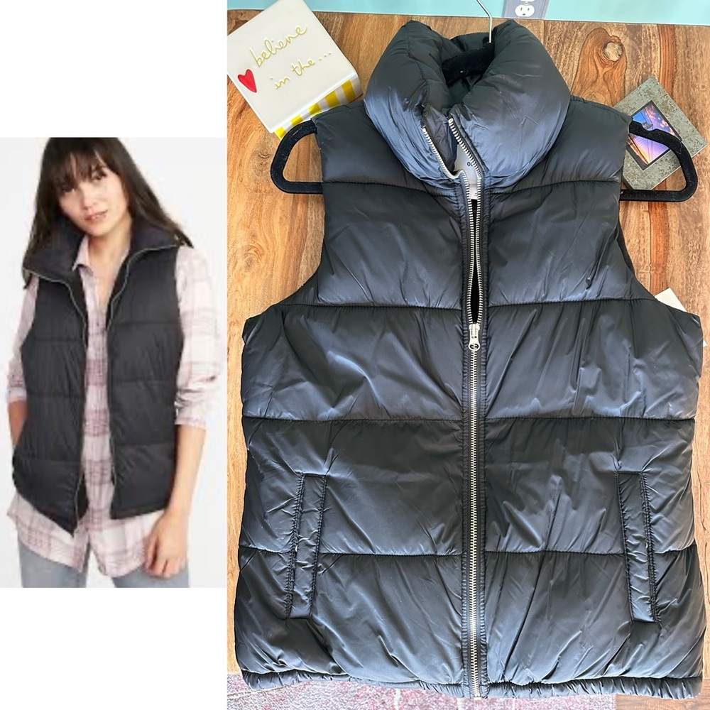 Old Navy Frost Free Puffer Vest fleece lined black zipper 2 pockets NWT XS
